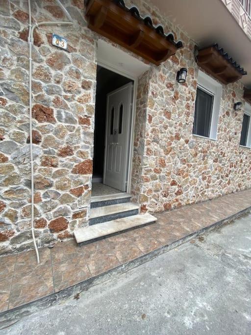 Apartamento Stone House 48 M Acarnas Exterior foto